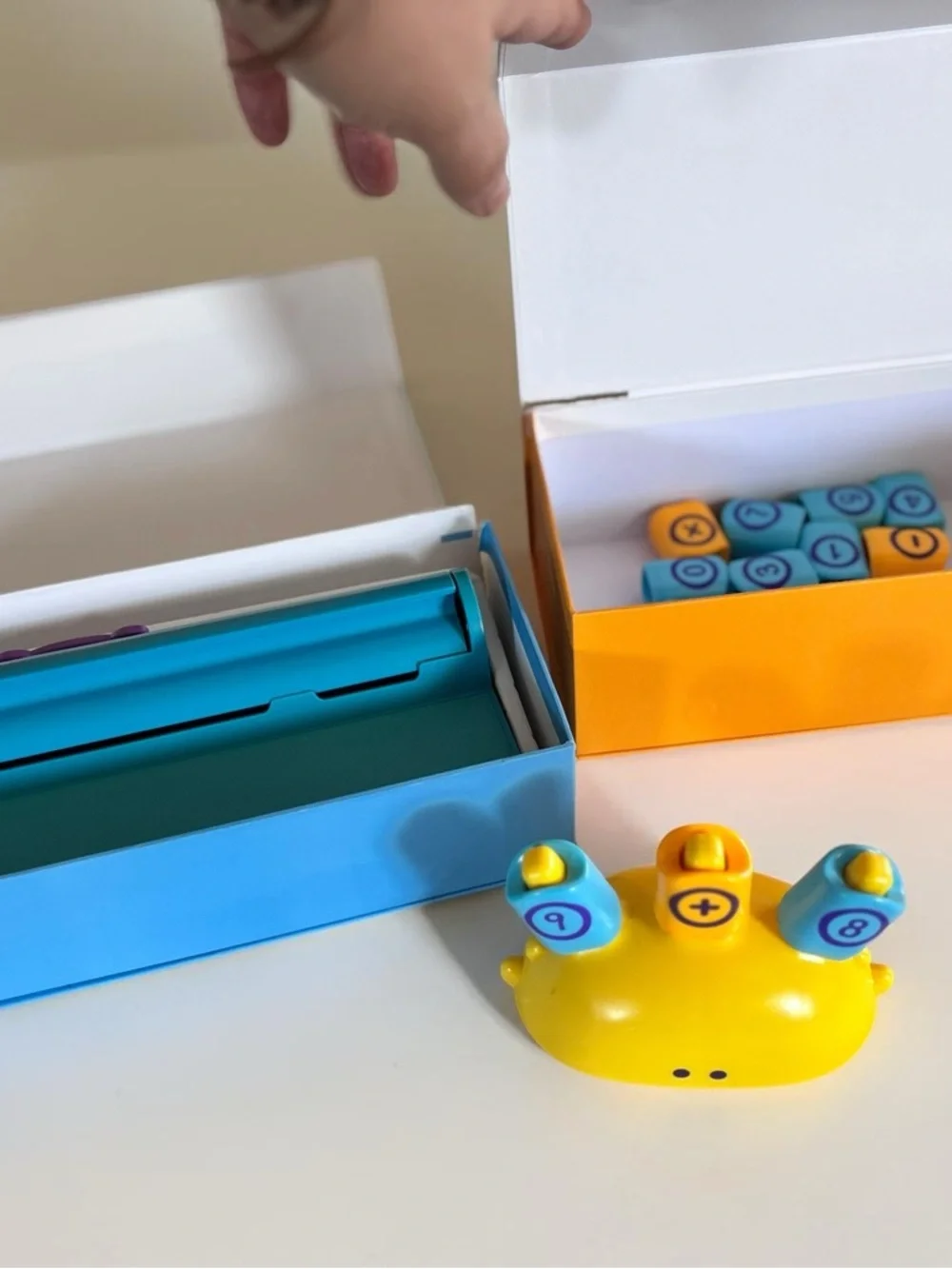 Plugo Count Math Kit by Shifu Kids Learning Game Tablet Interactive Set - Picture 2 of 6